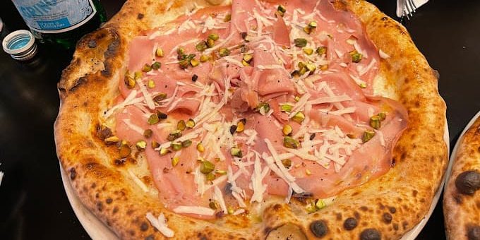 Dope pizza place amsterdam - pizza with ham