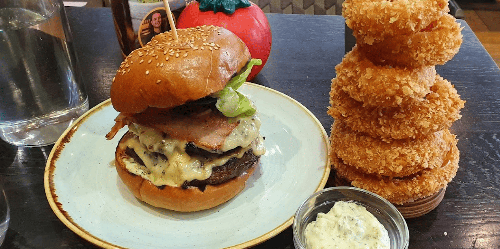 Gourmet Burger Kitchen (GBK) dublin double burger and onion rings