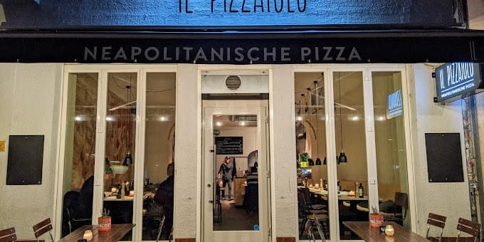 Il pizzaiolo pizzeria place berlin - view from the street