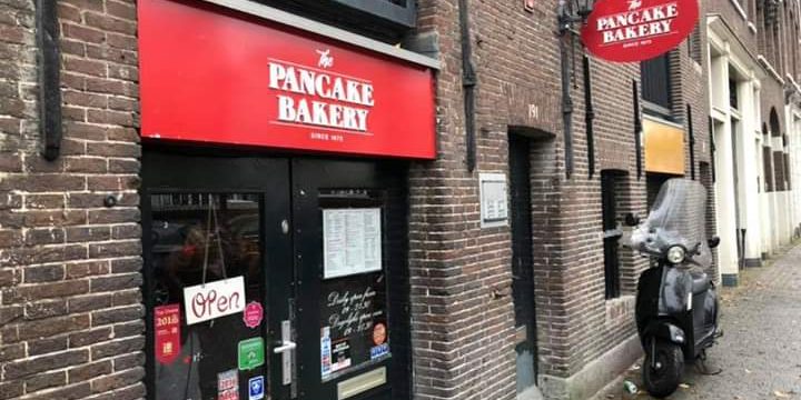 the pancake bakery outside