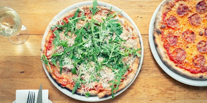 yamyam trattoria pizzeria amsterdam - rucola pizza