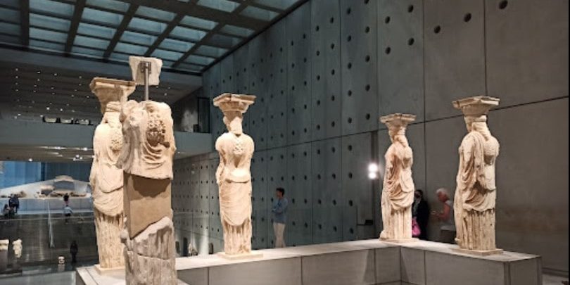 Acropolis Museum Athina - Inside Atmosphere