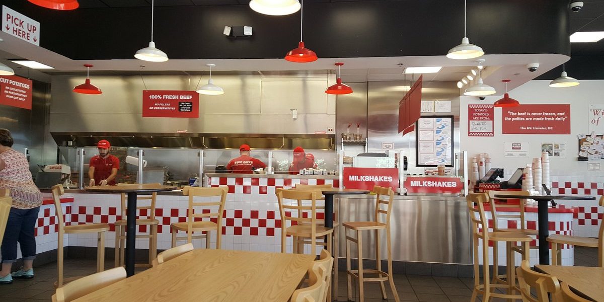 Five Guys Madrid - Inside