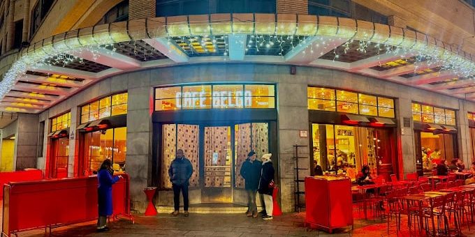 Café Belga Brussels - Outside Atmosphere