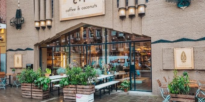 Coffee & Coconuts. Amsterdam - Outside Atmosphere