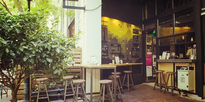 Food Str Athens - Outside Atmosphere