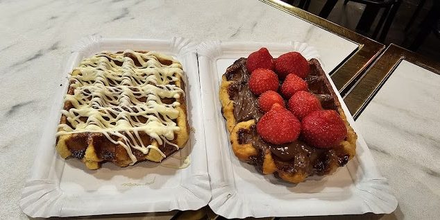 Le Roi de la Gaufre Brussels - Food