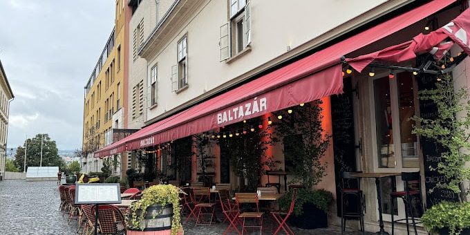 Baltazár Grill Restaurant in the Buda Castle Budapest - Outside Atmosphere